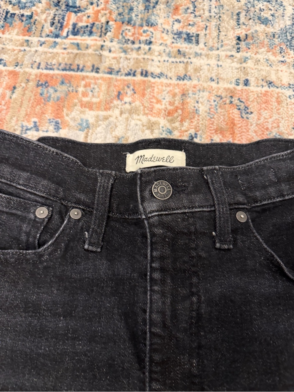 Madewell The Momjean in Black - Picture 5 of 9